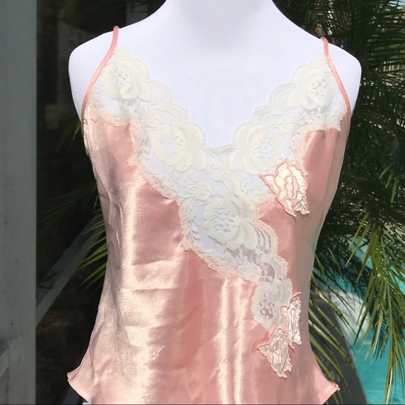 Vintage 90’s Victoria’s Secret pink camisole top  🩷🪽 main image 0